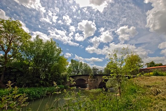 Puente sobre el Río Úrbel